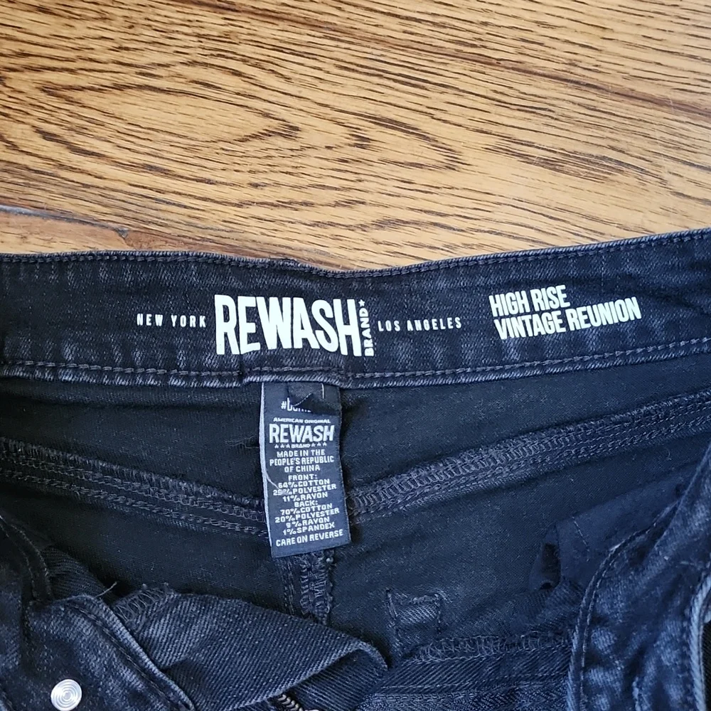 Jeans - Picture 2 of 2